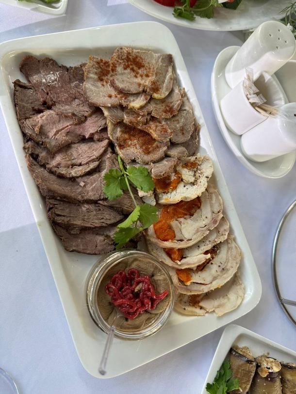 Ассорти мясное *