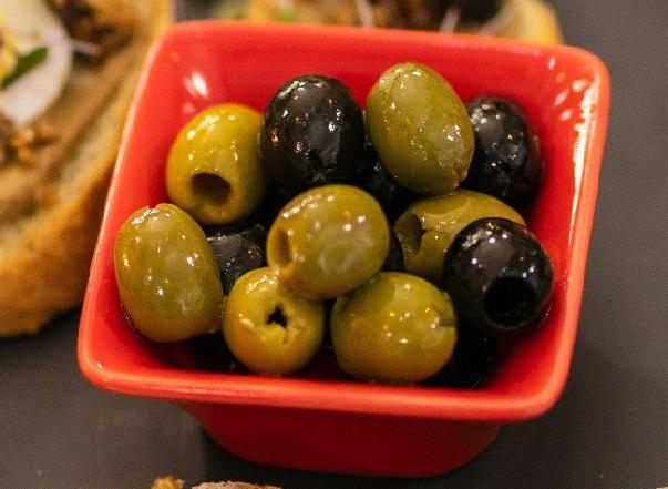 Оливки/маслины