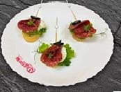 Канапе из Чоризо с сырным кремом