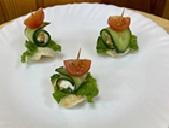 Канапе из свежих овощей с творожным сыром