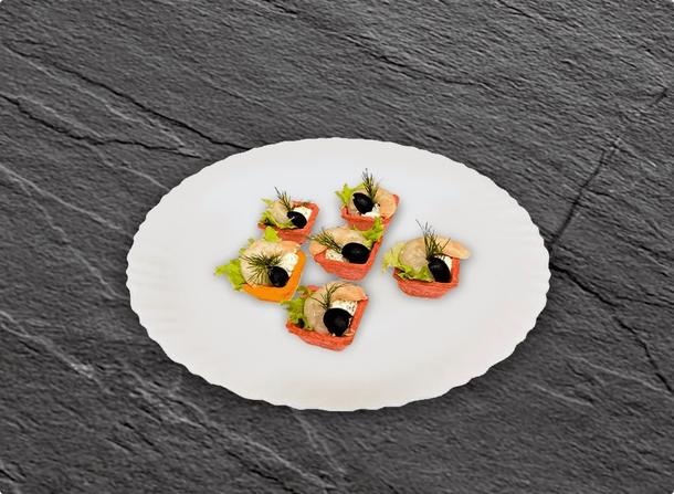 Королевская креветка в мини тарталетке