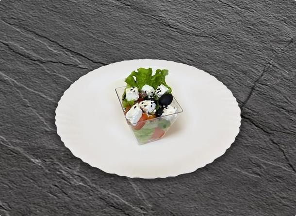 Салат в креманке