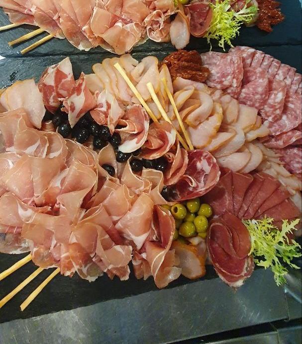 Мясное ассорти Мясное ассорти