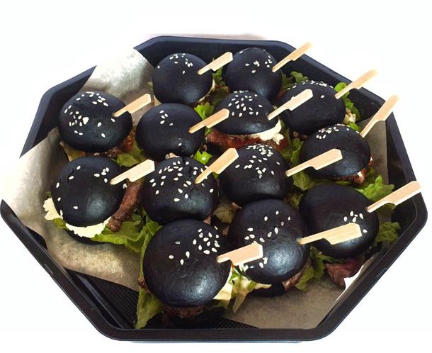 Сет с мини бургерами с курицей гриль