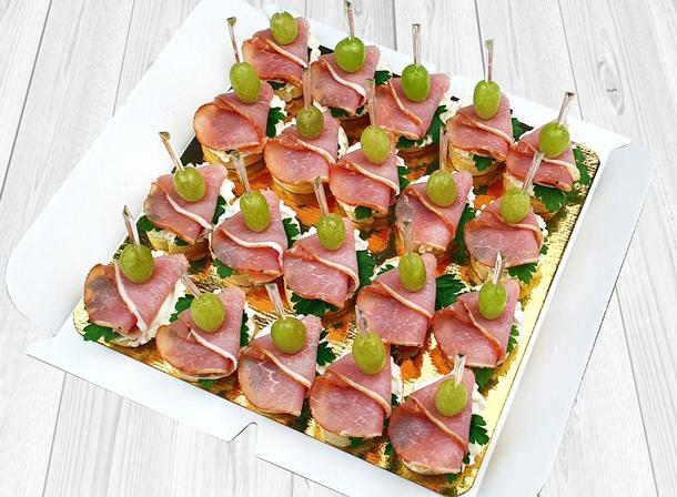 Брускетты "Пармские" (20 штук)