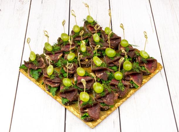 Брускетты "Ростбиф" (20 штук)