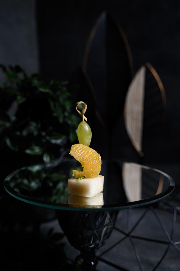 Канапе фруктовое