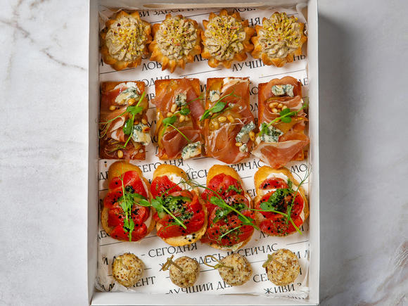 Доставка фуд боксов на 2 персоны в Новосибирске