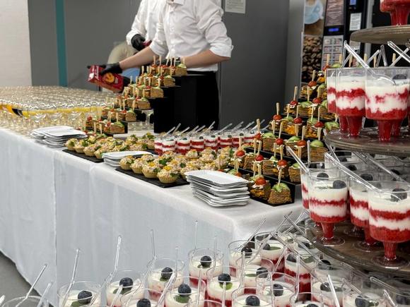 Кофе-брейк на 100 персон в Новосибирске