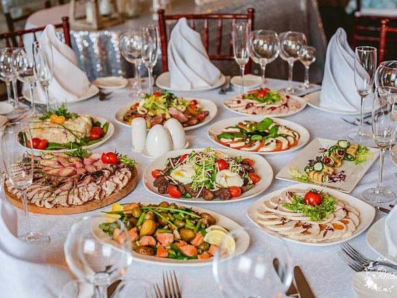 Банкет 20 персон сытный в Новосибирске