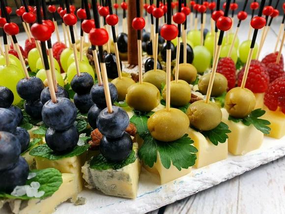 Фуршетный сет с шашлычками на 15 персон в Новосибирске