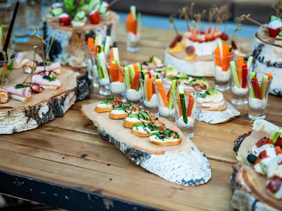 Сет холодных закусок с салатиками на 30 персон в Новосибирске