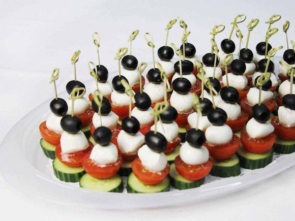 Роскошный канапе-сет на 30 персон в Новосибирске