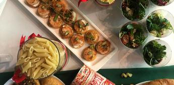 Фуршет с горячими закусками на 60 персон