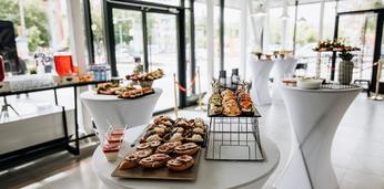 Фуршет под ключ на 100 персон